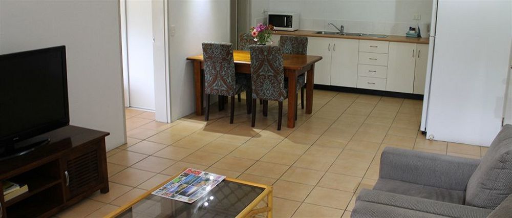 Cairns Reef Apartments & Motel Zewnętrze zdjęcie