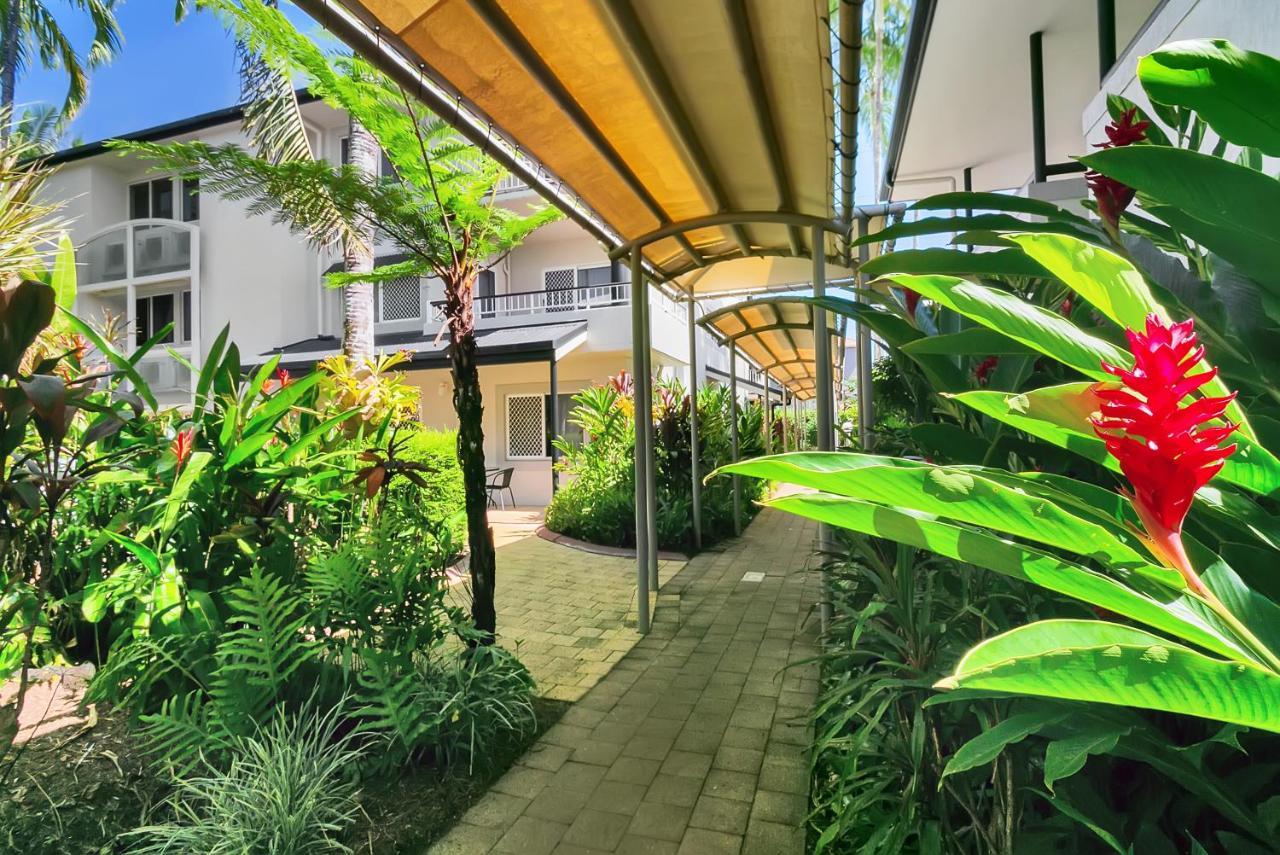 Cairns Reef Apartments & Motel Zewnętrze zdjęcie