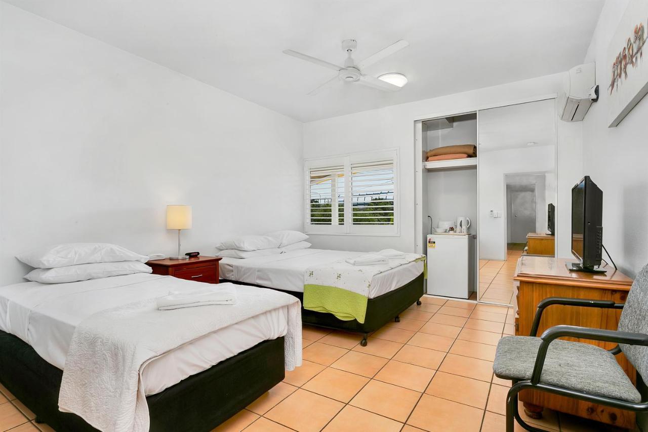 Cairns Reef Apartments & Motel Zewnętrze zdjęcie